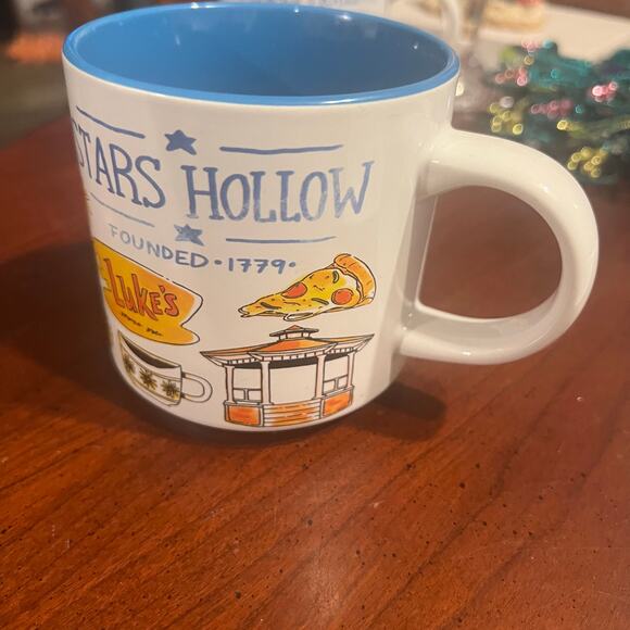 Gilmore Girls Stars Hollow Coffee Cups Set of 2 Luke's Dinner Dragonfly Inn - Picture 8 of 13